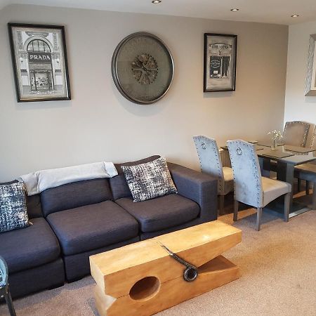 Bowness On Windermere, Lovely Apartment For 4 With Parking Exterior photo